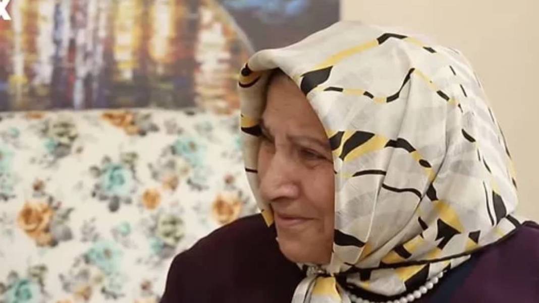 Kadir Ezildi'den yürek yakan paylaşım! Anneannesinin son isteğini paylaştı duyanlar kahroldu... Geçtiğimiz günlerde kaybetmişti 6